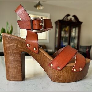 Like New Limelight Women’s Platform Sandal